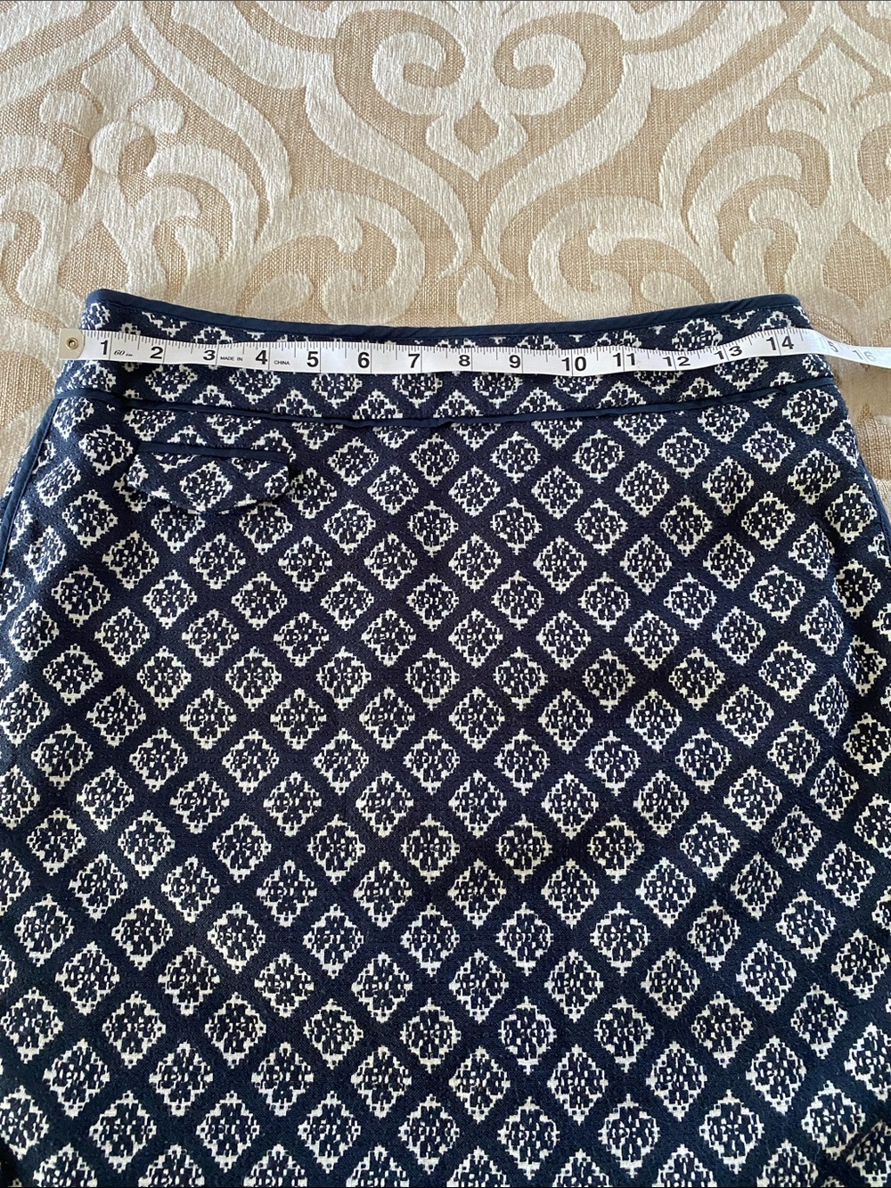 Ann Taylor LOFT Petites 6P Navy White Geometric Skirt 21” - Picture 3 of 9